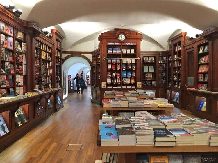 παλαιότερο βιβλιοπωλείο
