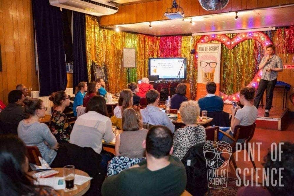 Pint of Science : Μία επίσημη γιορτή της επιστήμης