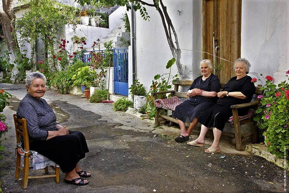 Κυριακή στο χωριό