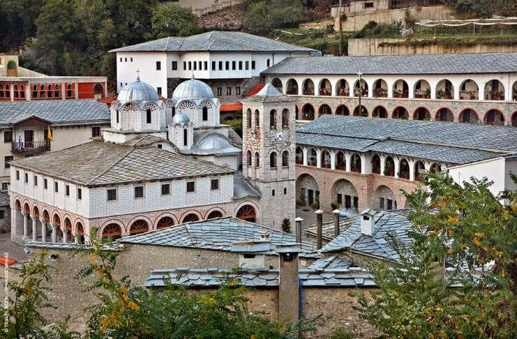 Εικοσιφοίνισσα