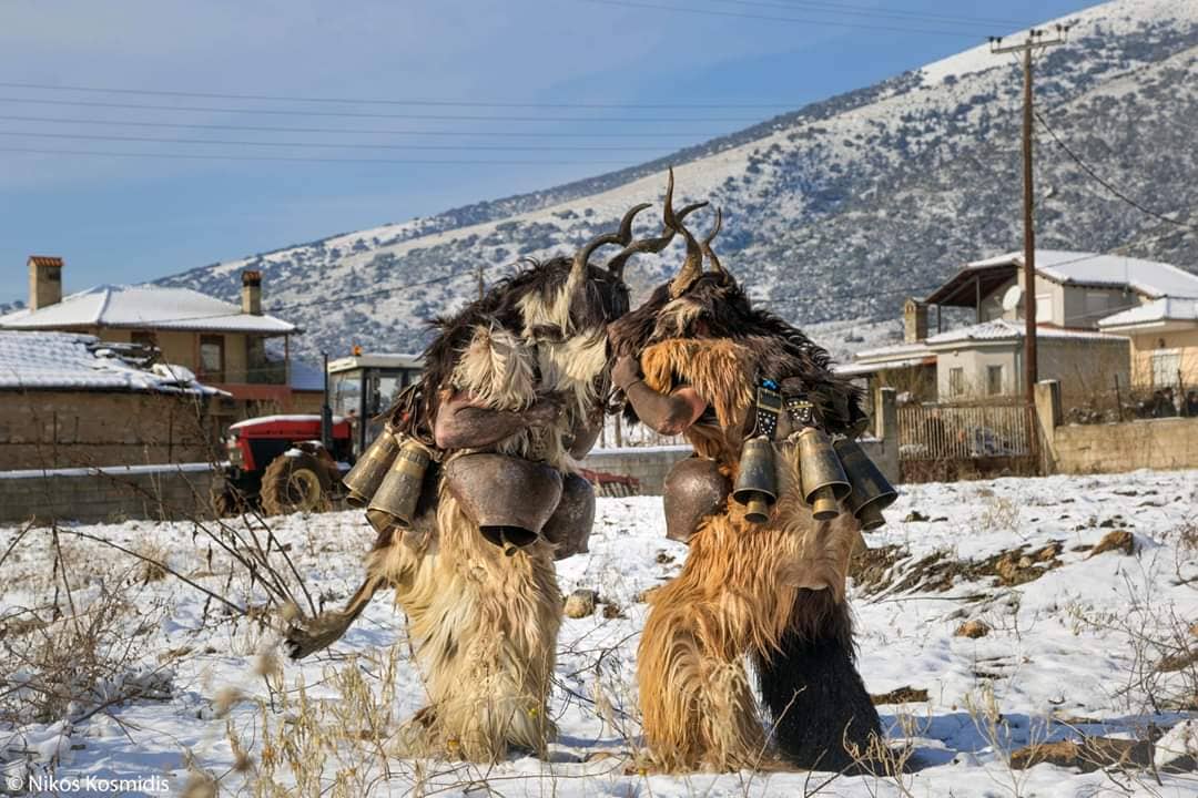 Πετρούσα