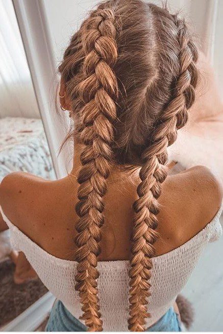 beach waves hair look