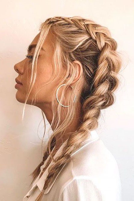 beach waves hair look