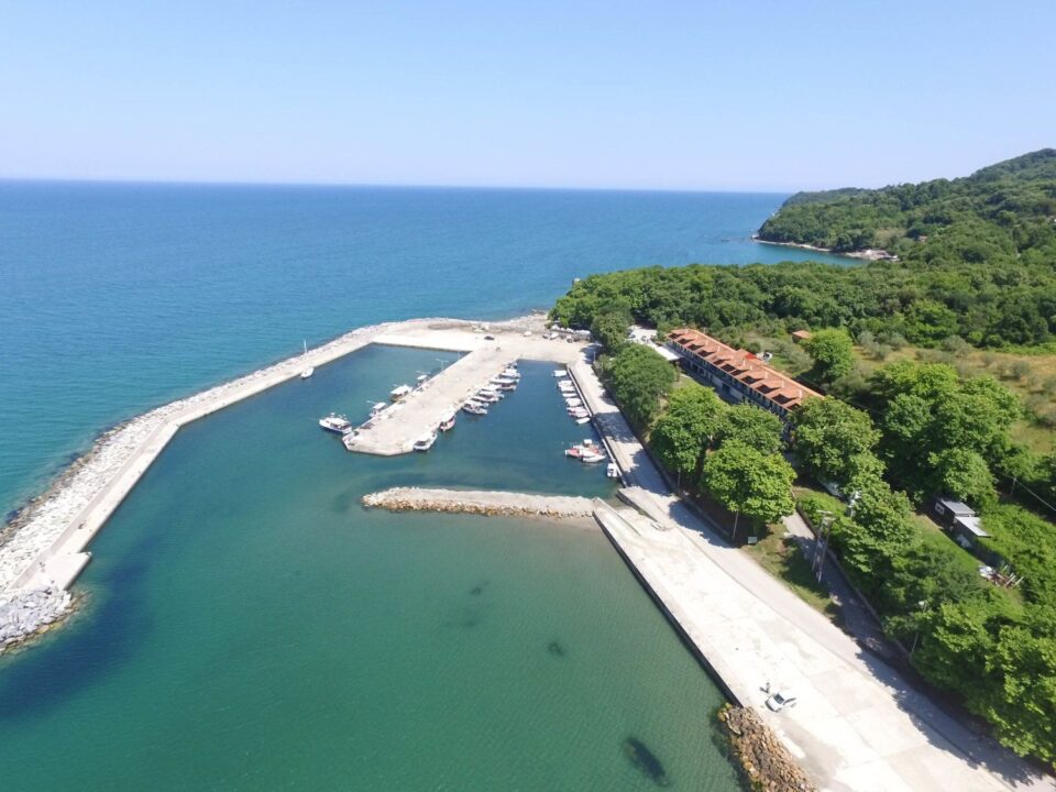 Παραλίες Λάρισας