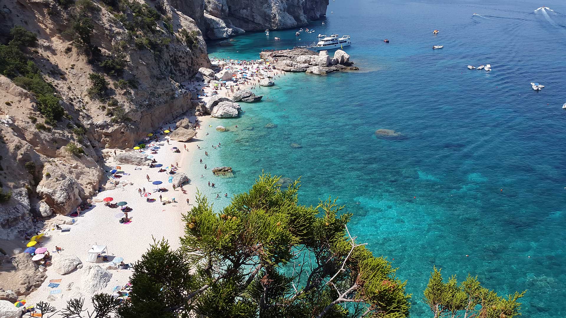 καθαρές παραλίες