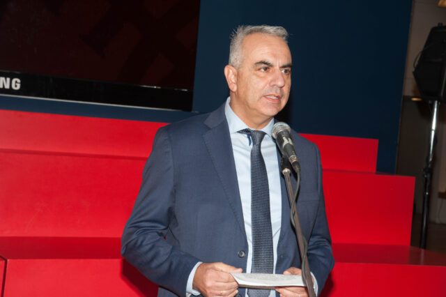 Βασίλης Κουνέλης