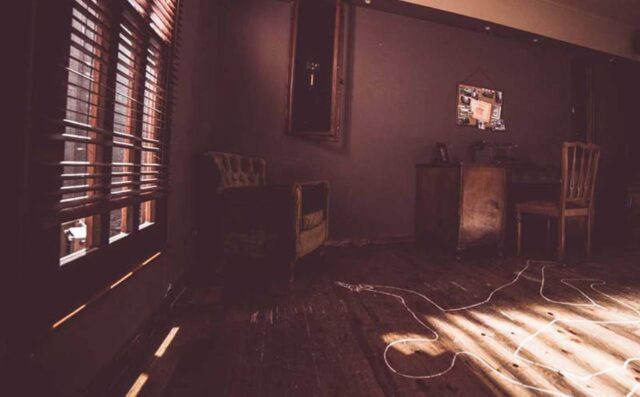 John Monroe office - escape room 