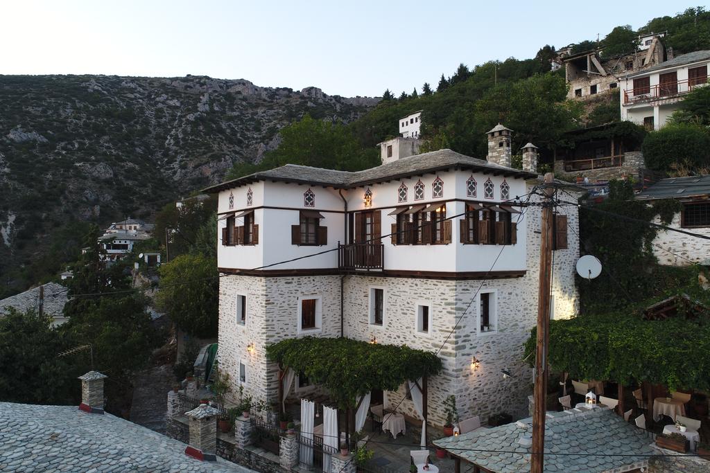 Μακρινίτσα, το μπαλκόνι του Πηλίου