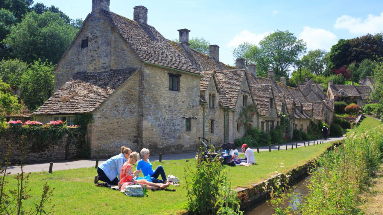 Bibury το μαγικό χωριό της Αγγλίας 