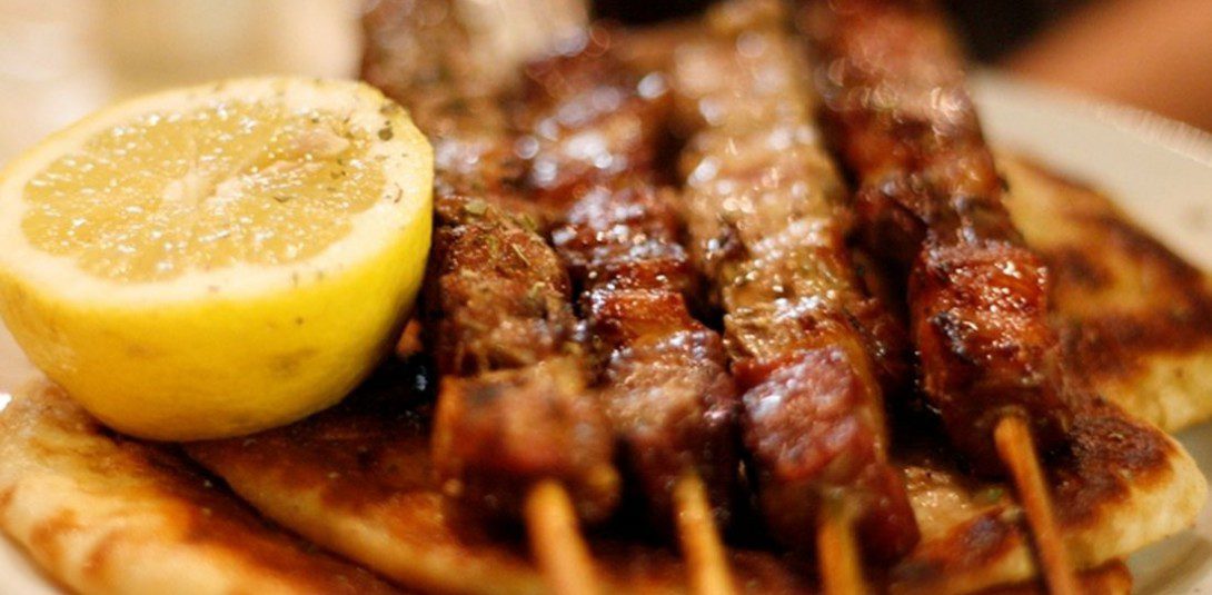 Τσικνοπέμπτη, grill στην Πάτρα