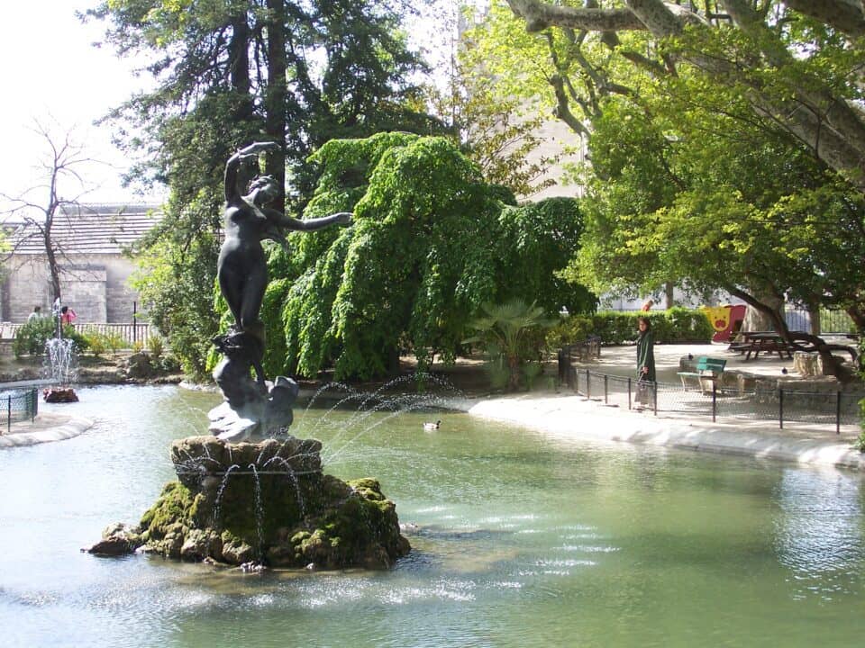 Οι υψωμένοι κήποι Jardin des Doms