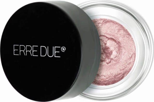 wwater resistant eye shadow