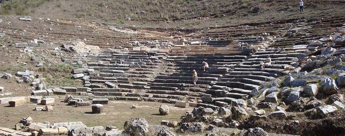 θέατρο γιτάνων