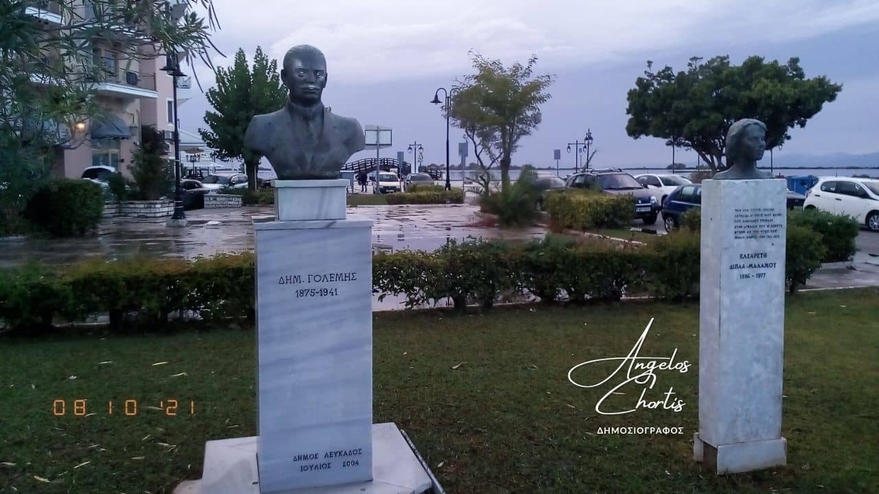 Αγάλματα στο Μποσκέτο.