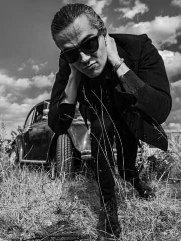 Theo