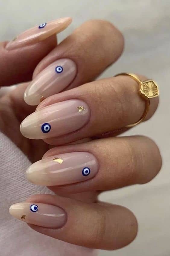 Minimal nail arts