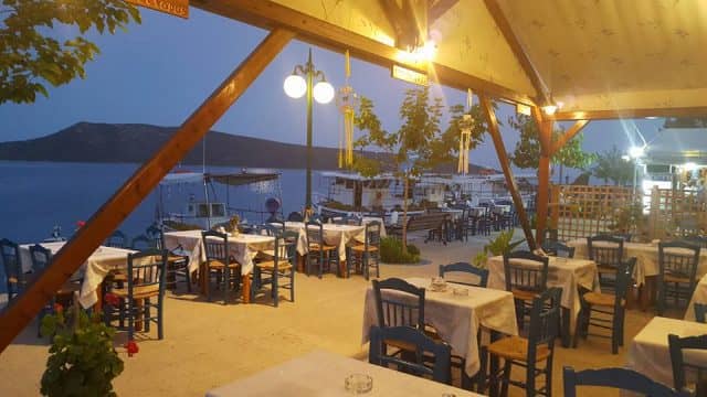 Φαγητό στην Αλόννησο - Τα Καλαμάκια