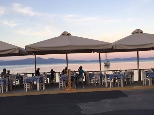 Φαγητό στο Γύθειο - 90 Μοίρες