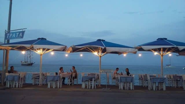 Φαγητό στο Γύθειο - Η Τράτα