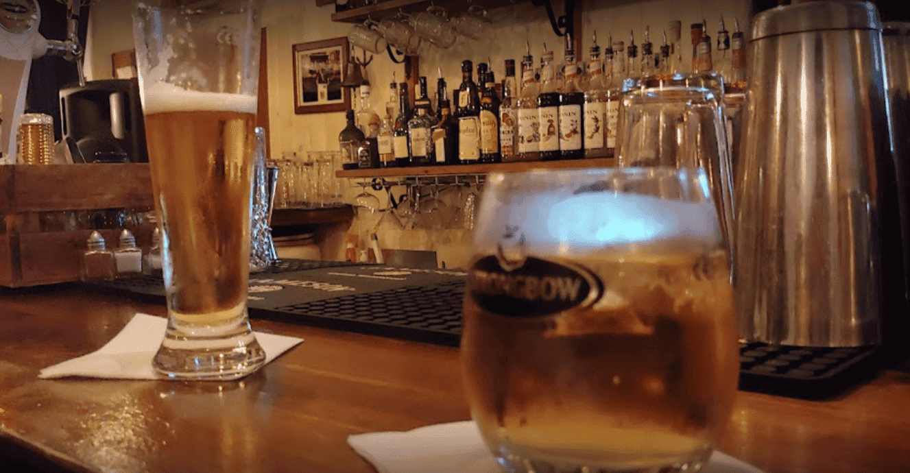 4 Caravelas Cocktail Bar | Πηγή: Google