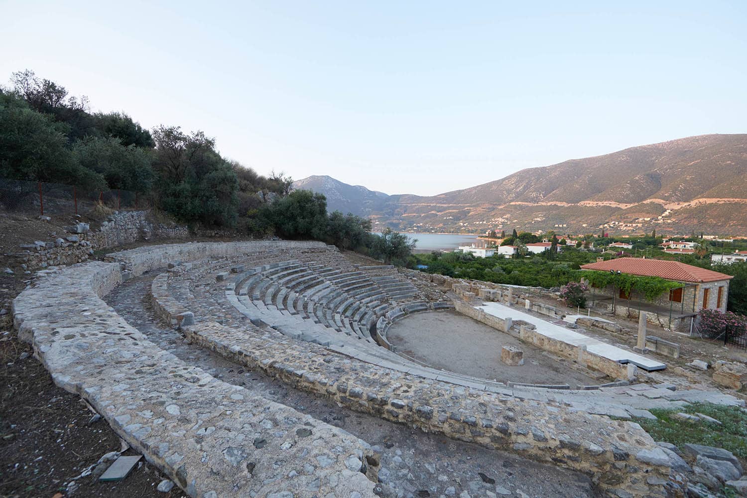 παραστάσεις