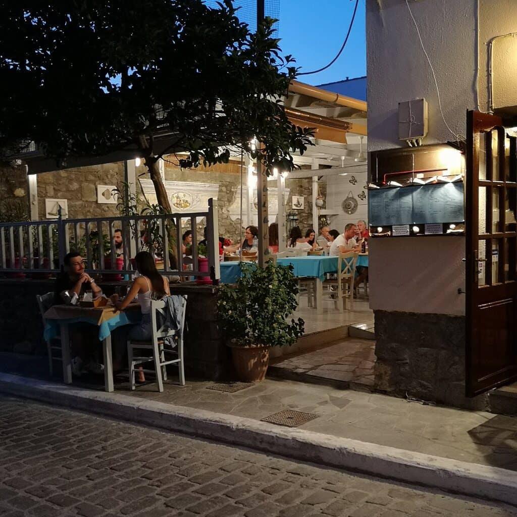 Εστιατόρια στη Λήμνο - Σινιάλο