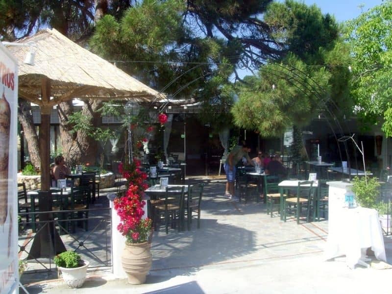 10 εστιατόρια στη Σκιάθο που σου υπόσχονται ότι δεν θα πεινάσεις ποτέ στο νησί!
