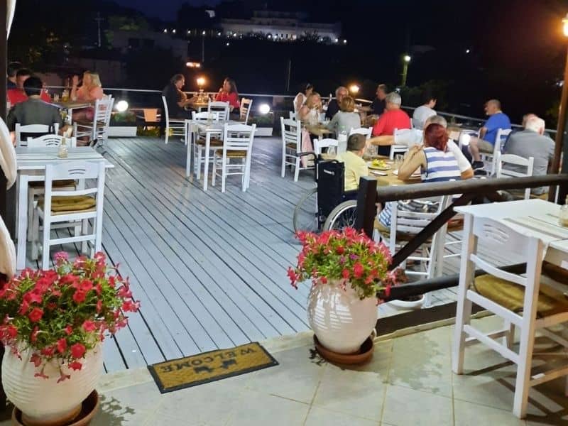10 εστιατόρια στη Σκιάθο που σου υπόσχονται ότι δεν θα πεινάσεις ποτέ στο νησί!