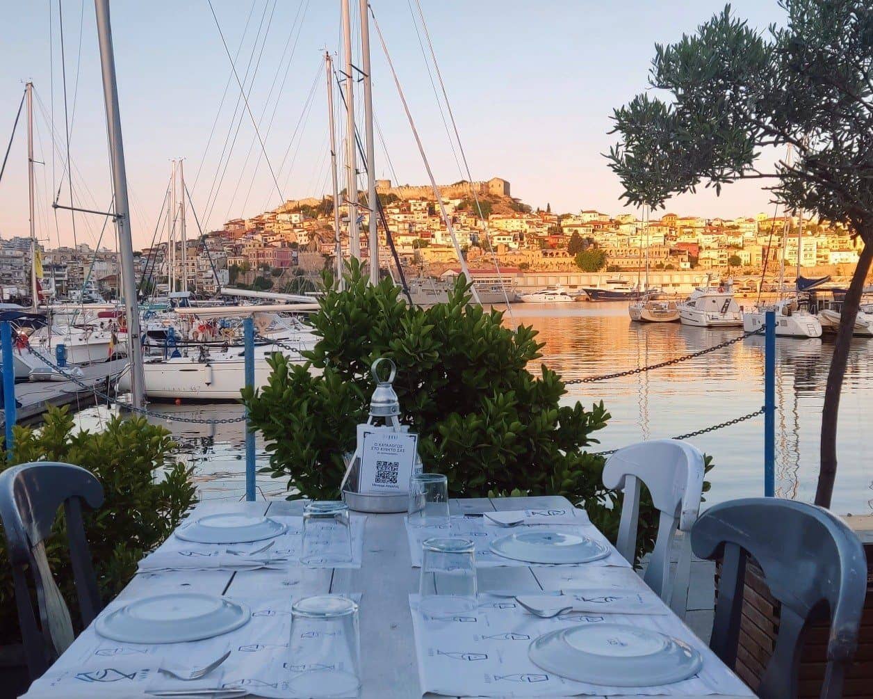 Ψαράκι - ouzo bar fish restaurant - Eστιατόρια στην Καβάλα
