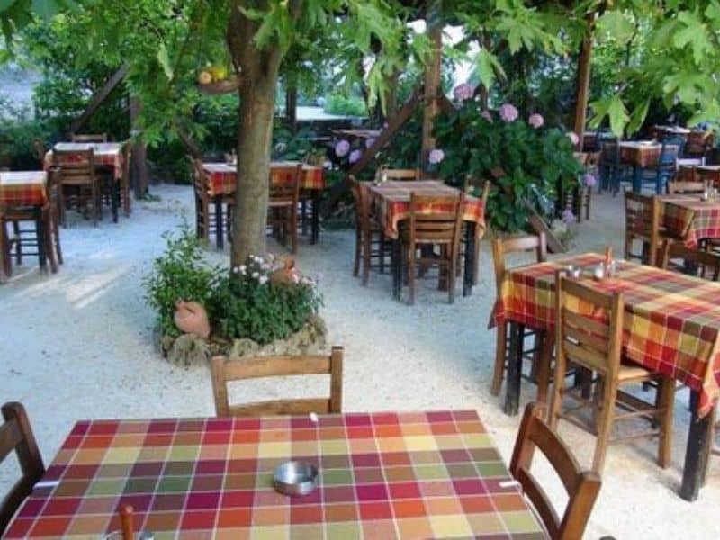 εστιατόρια στη Σαμοθράκη - Καρυδιές