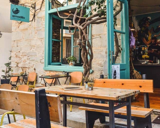 Brunch στη Σύρο - Armadillo