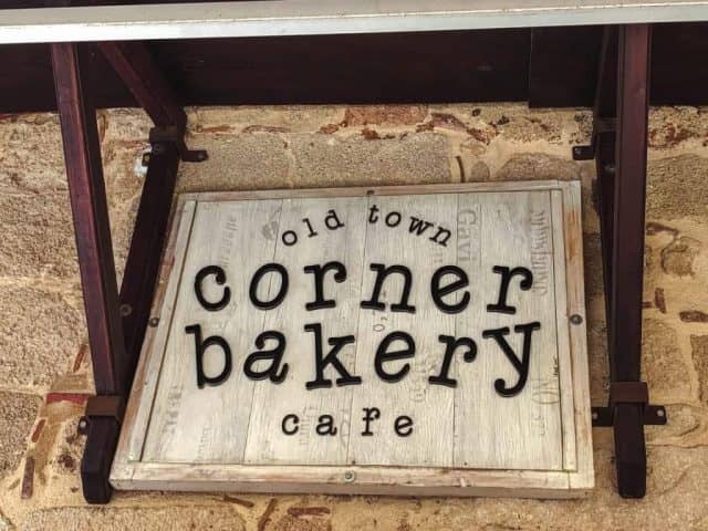 Brunch στη Ρόδο - Old Town Corner Bakery Shop