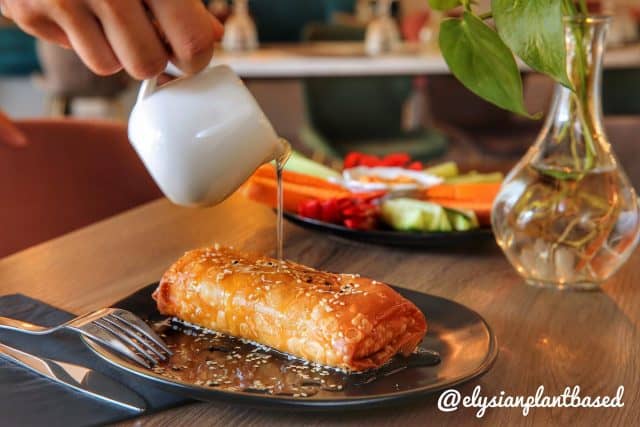 Brunch στη Λευκωσία - Elysian - Plant-Based Kitchen Bar