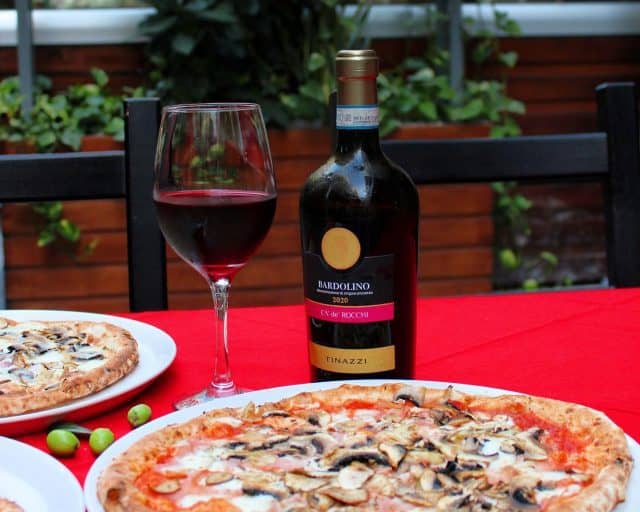 Φαγητό στη Λάρνακα - Pizzeria 485