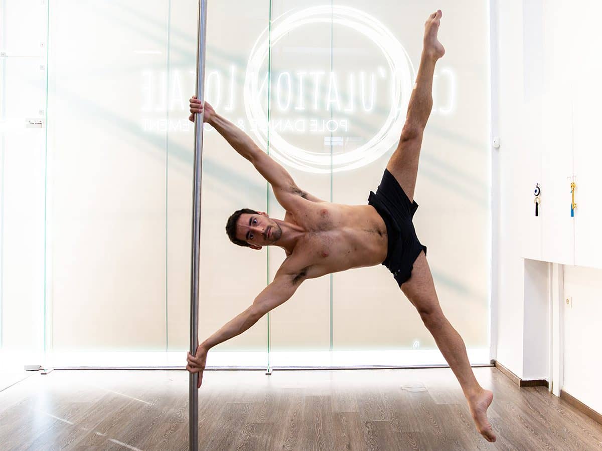 pole dance1