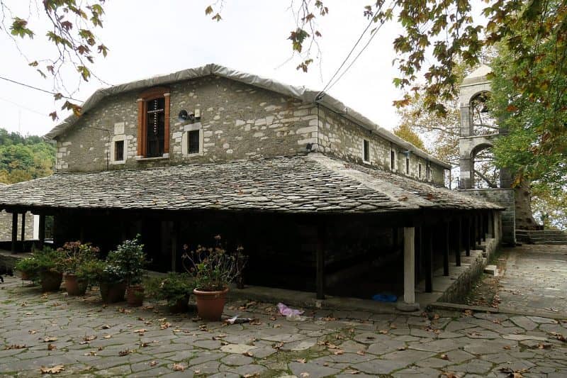 κισσος