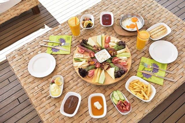 brunch στο Περιστέρι