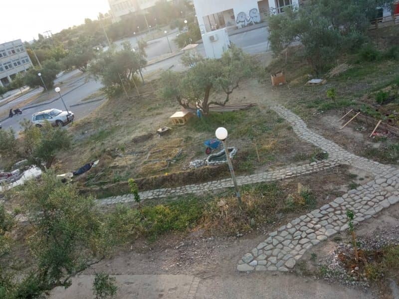 Πέτρινα δρομάκια - Κήπος Άνθεια | Πηγή: Εθελοντική Ομάδα Έθεξις