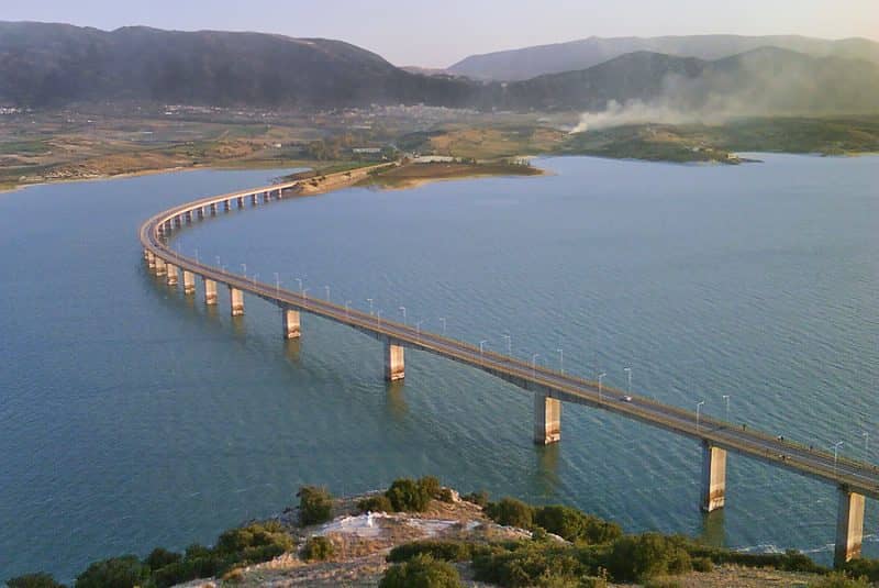υψηλη γεφυρα σερβιων