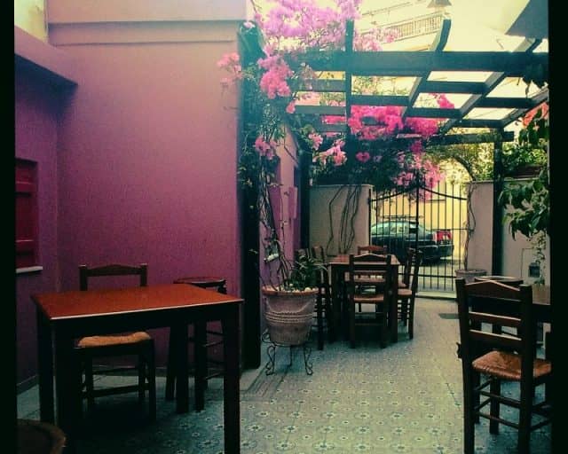 μυστικά μέρη στην Αθήνα για φαγητό -Ζωοδόχος Πηγή