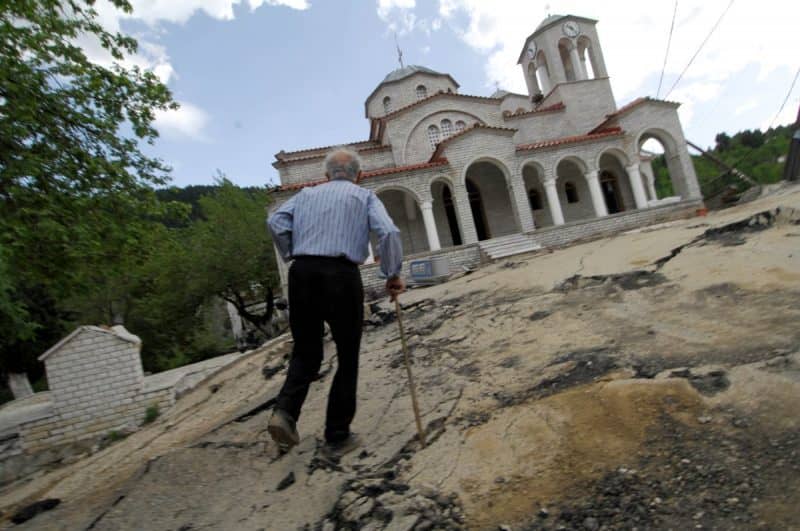 Εκκλησία Ροποτό
