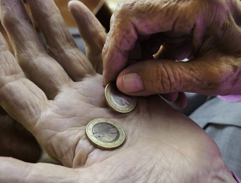 κίνδυνος φτωχοποίησης 
