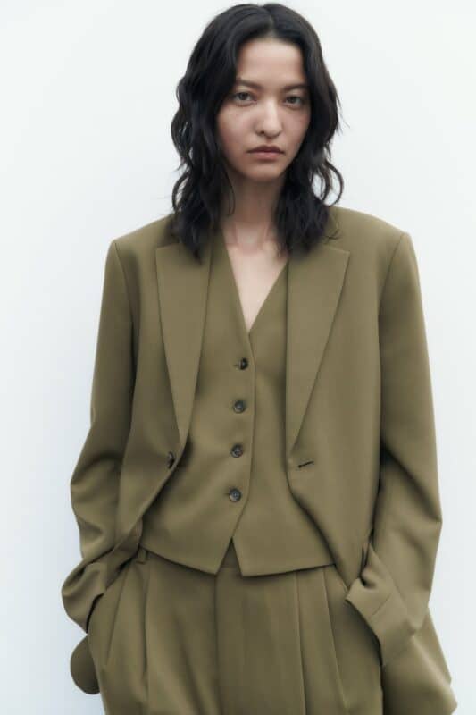 Androgynous look