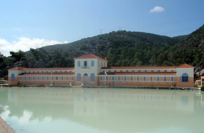 Ιαματικά λουτρά