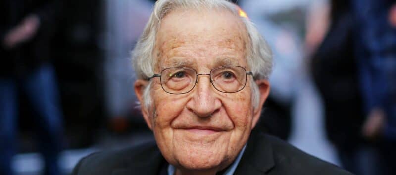 Noam ChomskyΠηγή: Wikimedia Commons