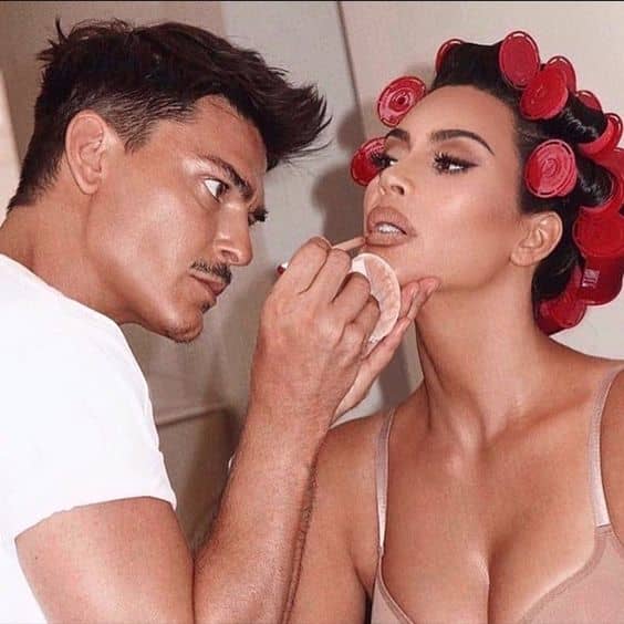 Make up by Mario