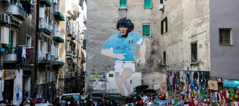 Πηγή: https://www.santosfootballplanet.com/articles/the-most-beautiful-diego-places-in-naples/