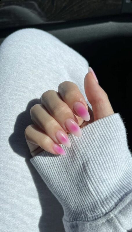 nails