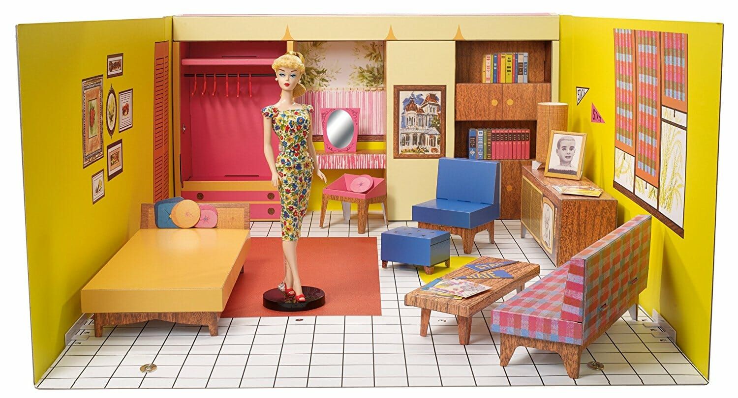 Barbie: η εξέλιξη της στα χρόνια στο Design Museum του Λονδίνου