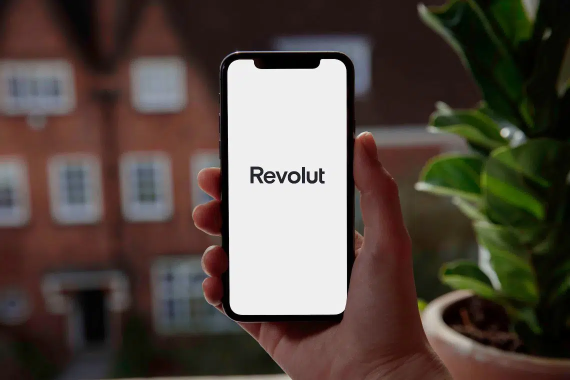 Revolut travel